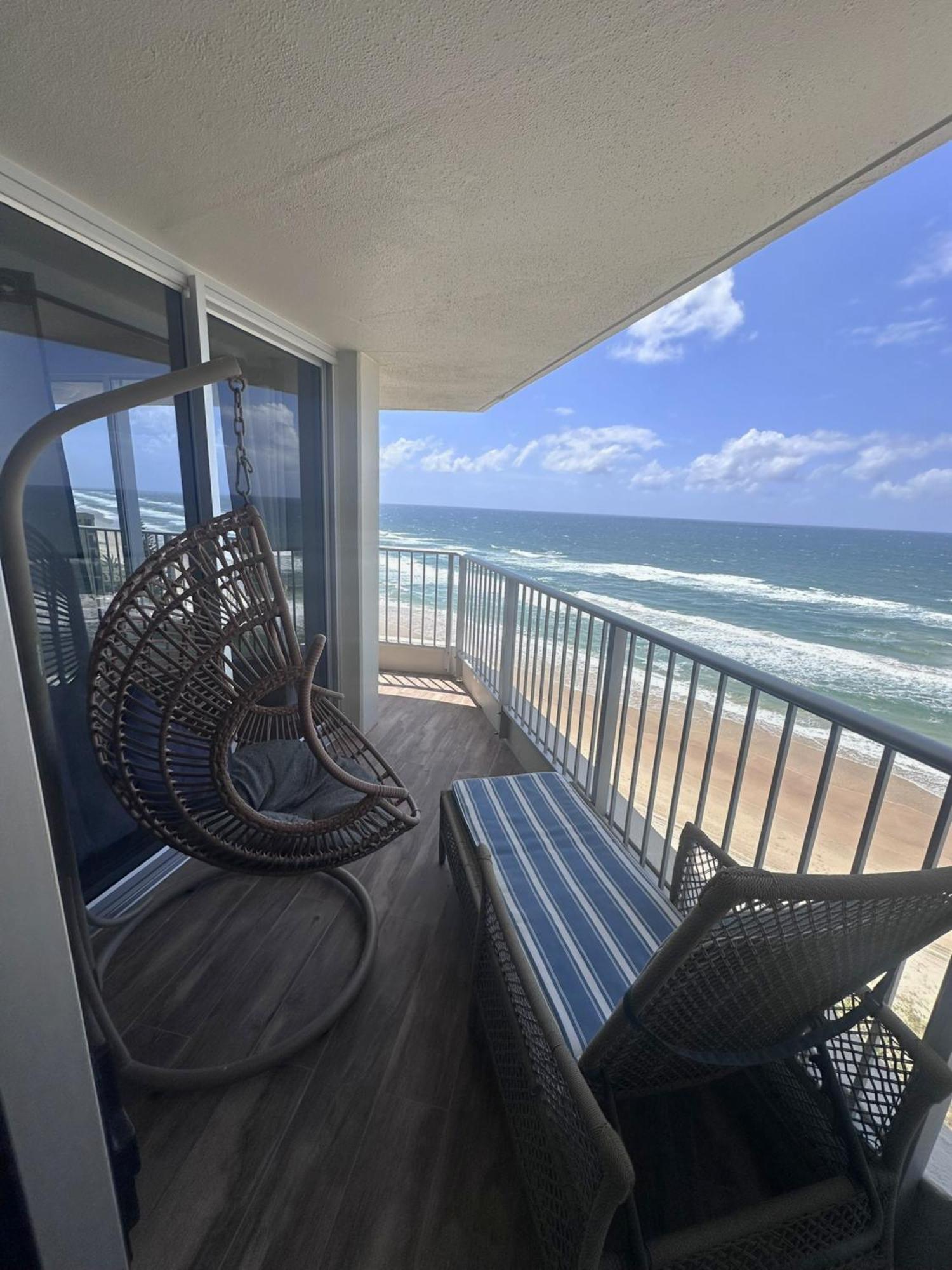 Absolutely Stunning! On The Beach !!! Gold Coast Exterior photo