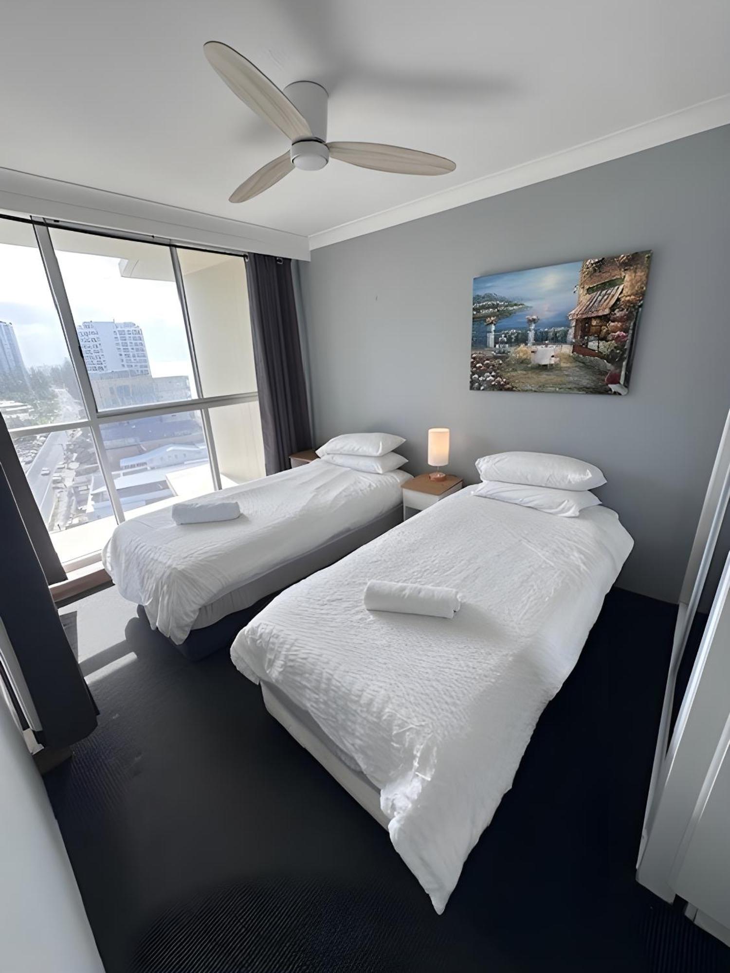 Absolutely Stunning! On The Beach !!! Gold Coast Exterior photo